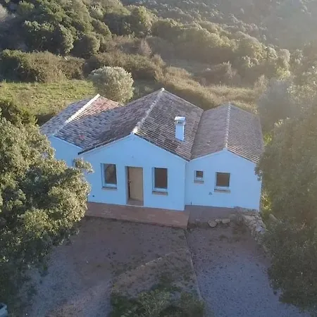 Licciola Villa *